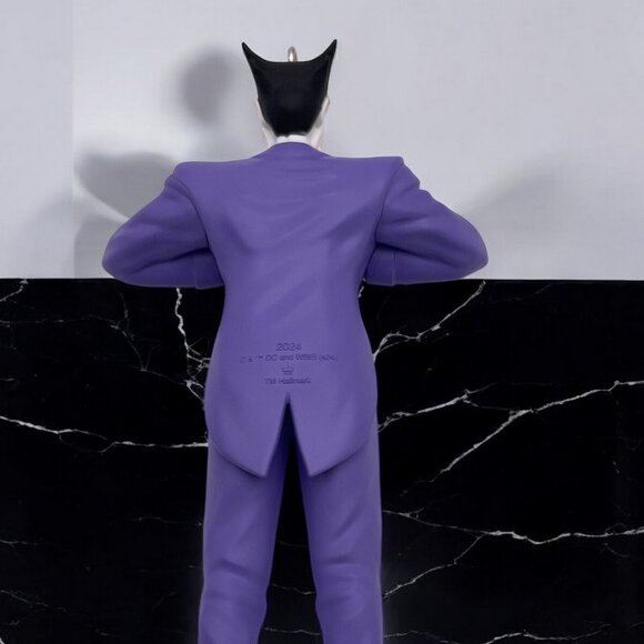 Hallmark Keepsake Ornament- The Joker - Batman : The Animated Series - 2024 - Picture 5 of 10